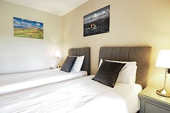 Zweibettzimmer